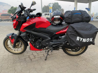 Red Bajaj Dominar 400