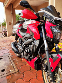 Red Bajaj Dominar 400
