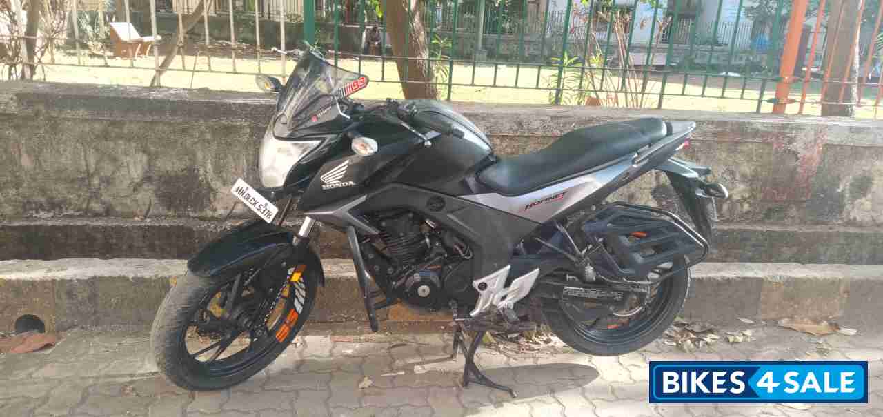 Honda CB Hornet 160R