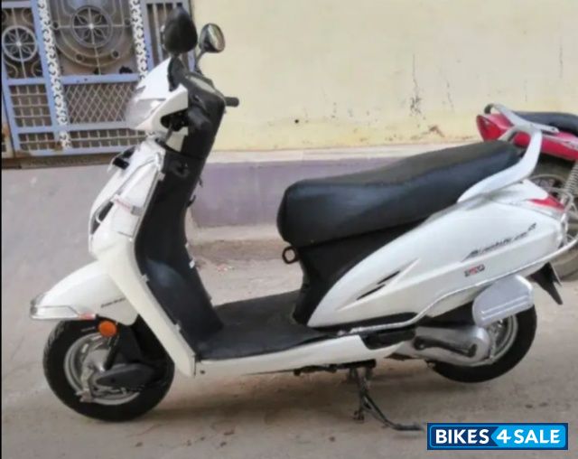 activa sale second hand