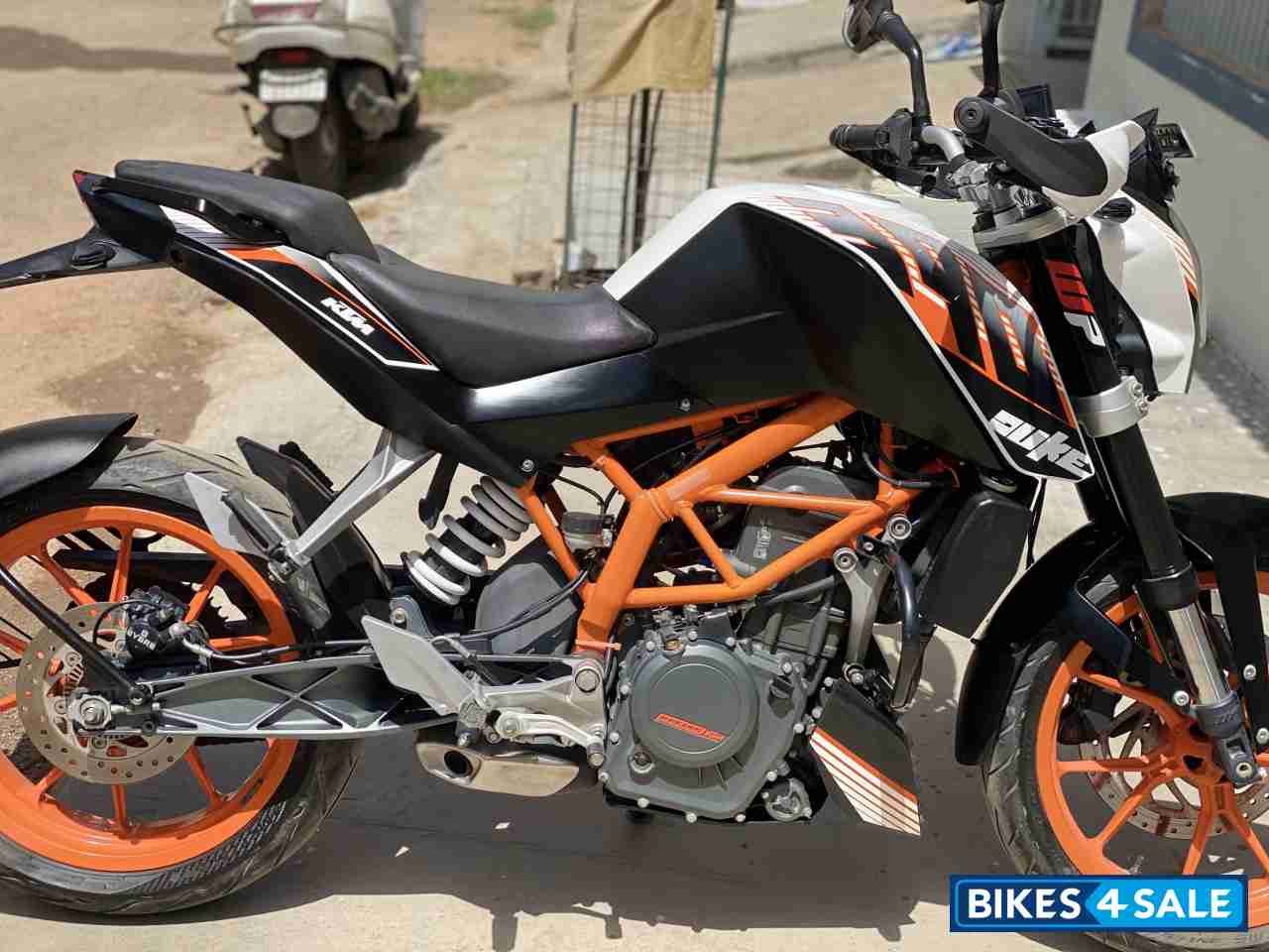 KTM Duke 390