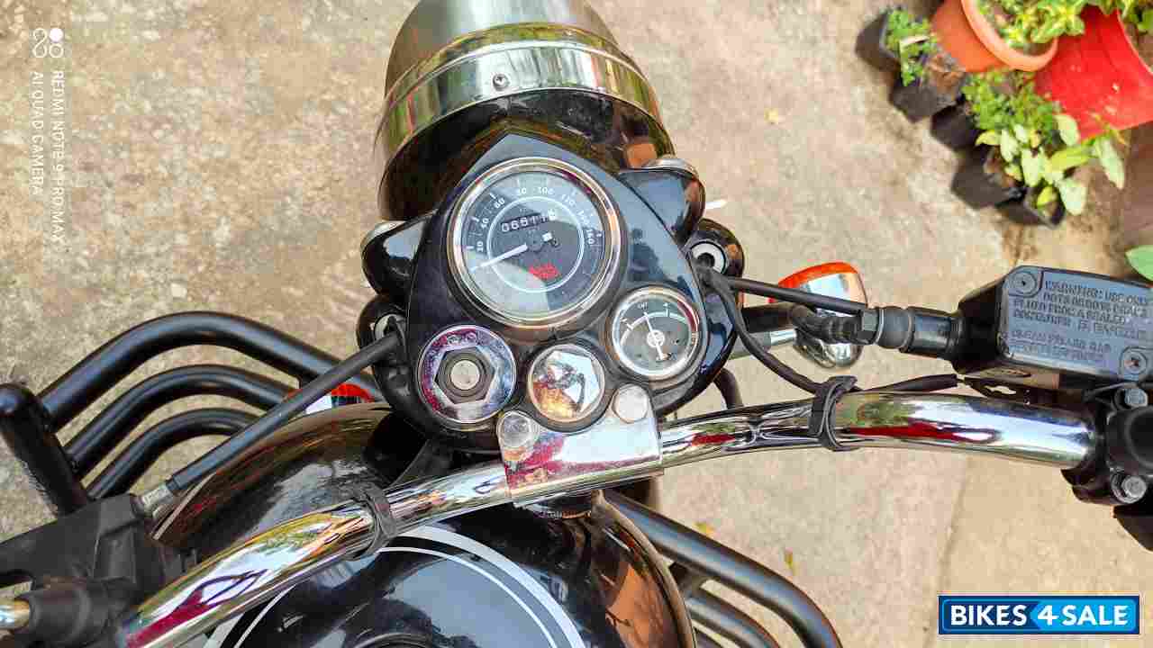 Black Royal Enfield Bullet Standard 500