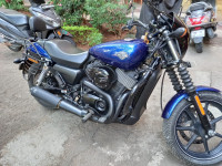 Blue Harley Davidson Street 750