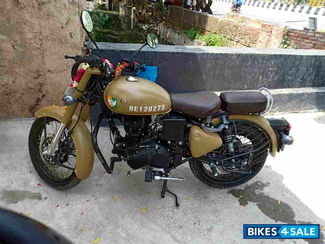 Royal Enfield Classic Desert Storm