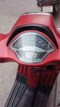Matte Red Vespa SXL 125