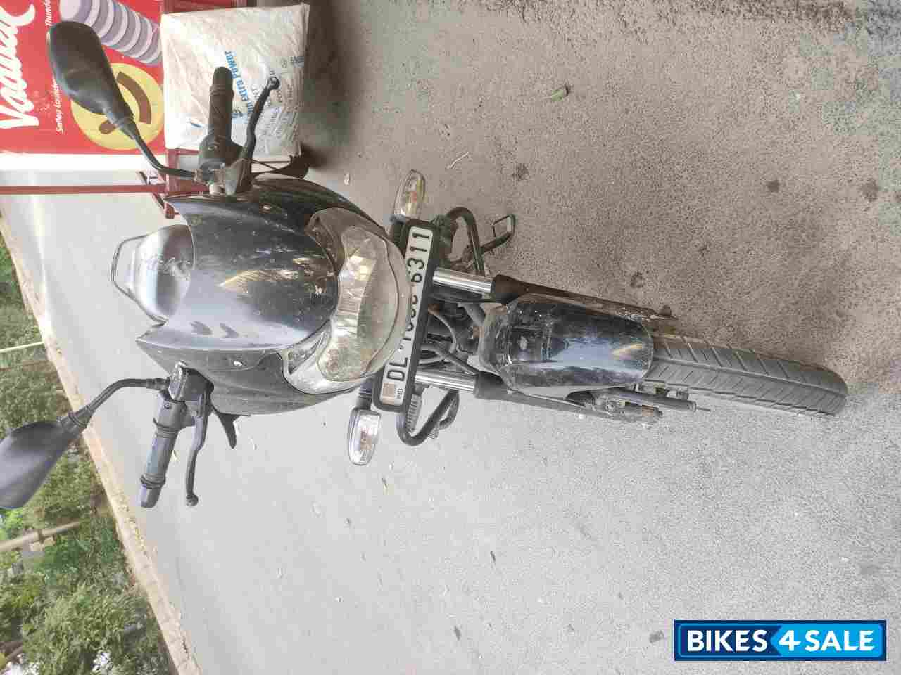 Black And Green Bajaj Discover 125