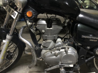 Black Royal Enfield Thunderbird 350