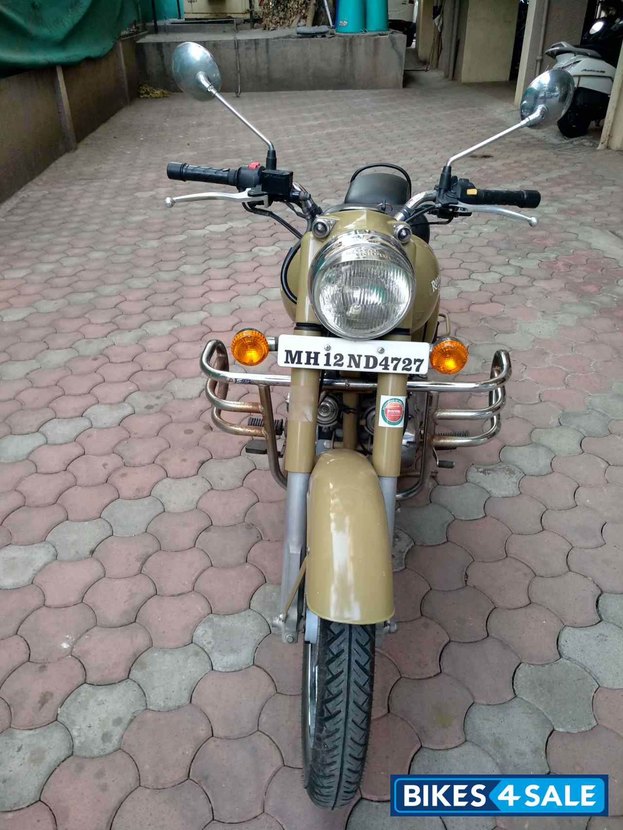 Royal Enfield Classic Desert Storm