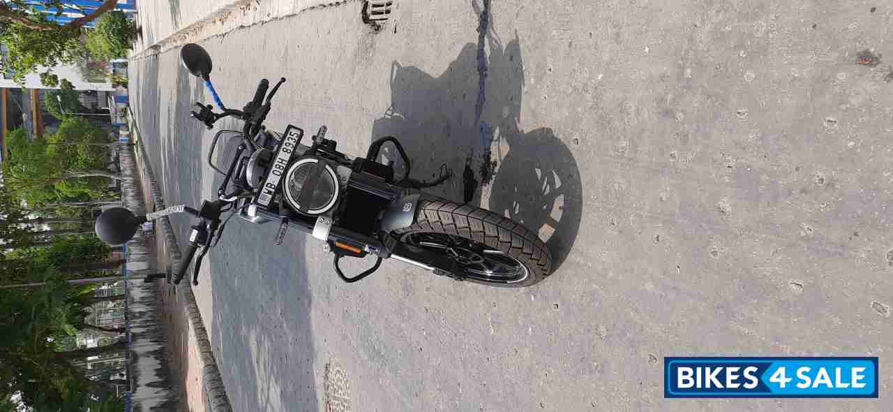 Dark Galvano Matt Husqvarna Svartpilen 250 2020