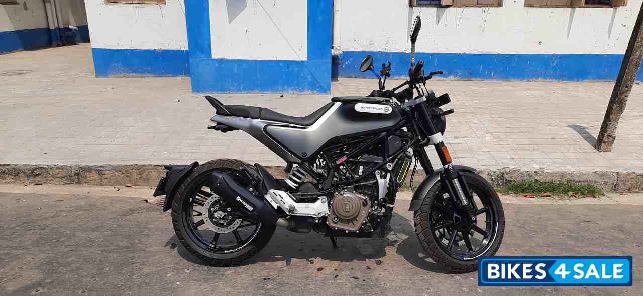 Dark Galvano Matt Husqvarna Svartpilen 250 2020