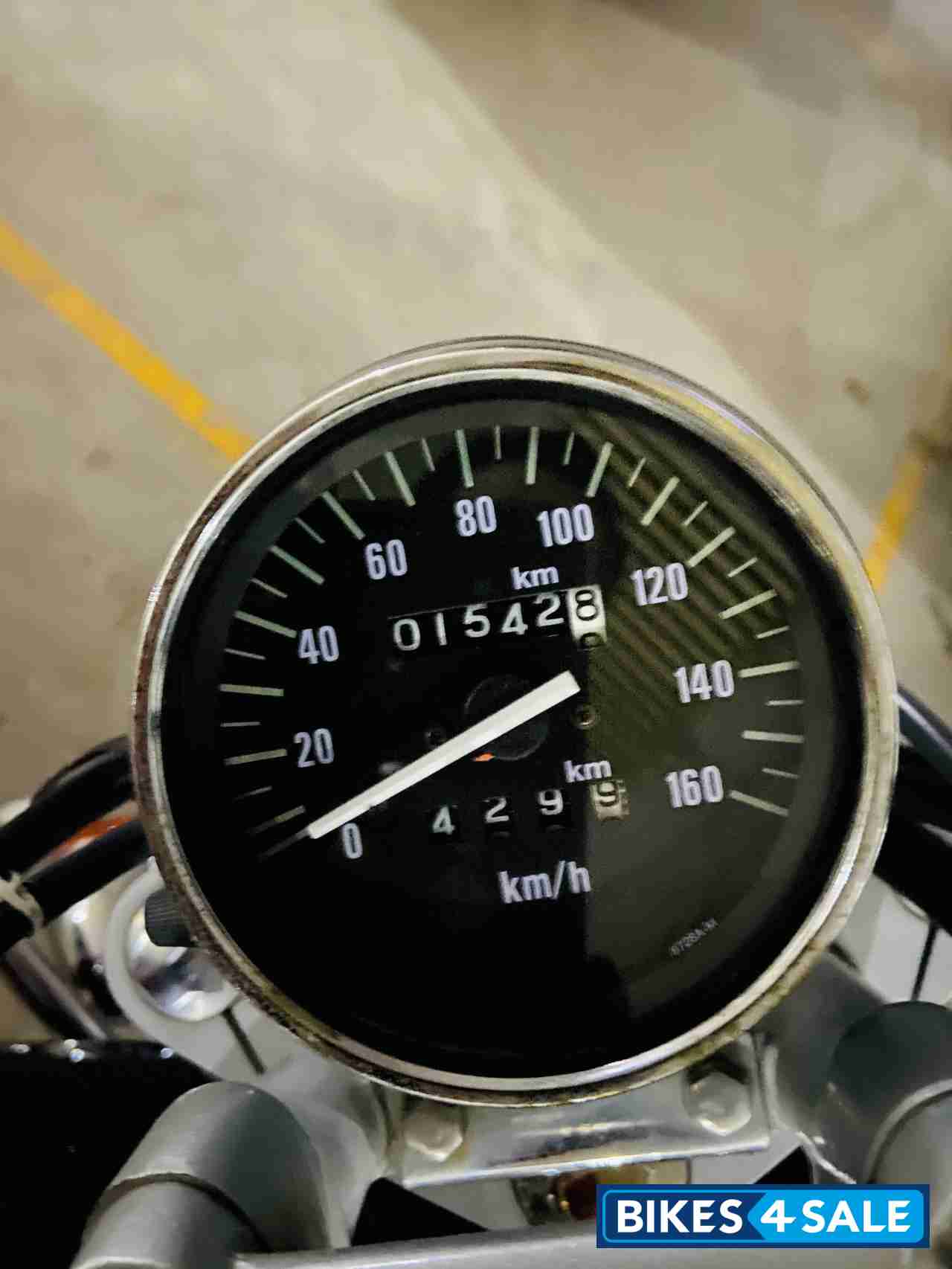 Bajaj Avenger 220 DTS-i