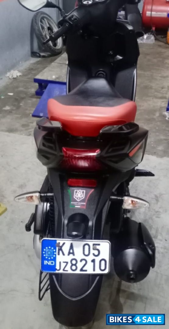 Blak And Red Aprilia SR 150