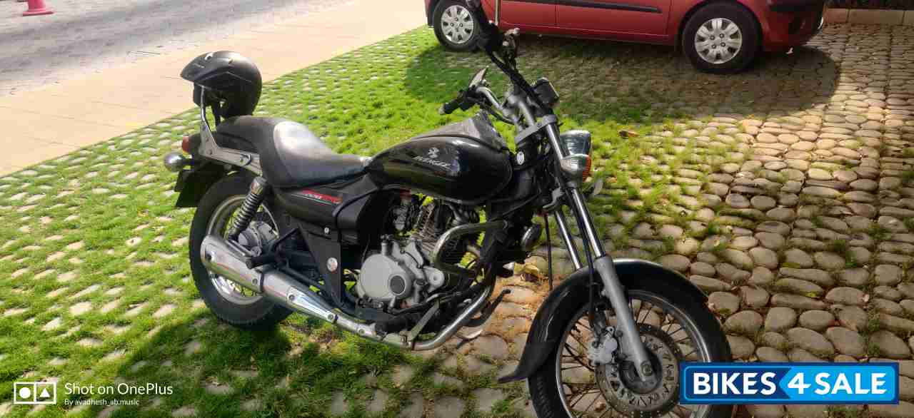 Bajaj Avenger 200 DTS-i