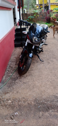 Black Bajaj Pulsar 180 DTSi