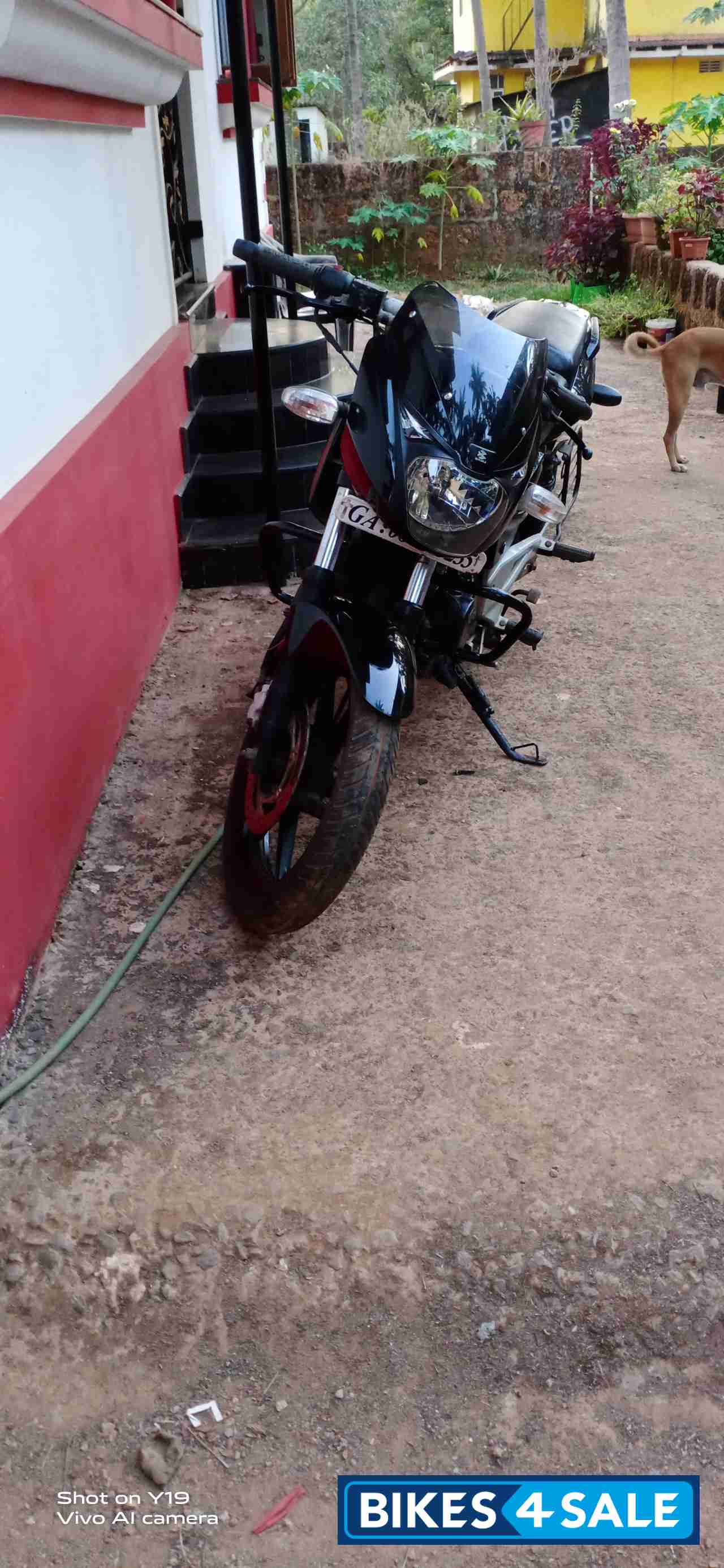 Black Bajaj Pulsar 180 DTSi