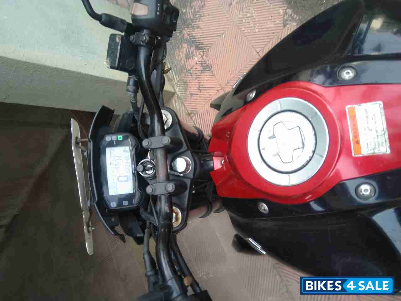 Red & Black Suzuki Gixxer 150