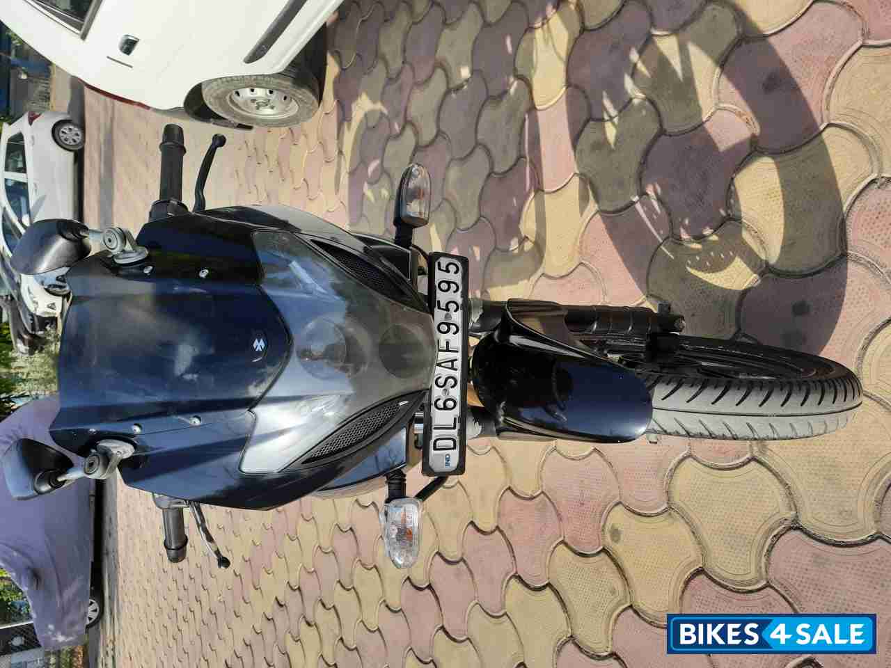 Black Bajaj Pulsar 220 DTSFi