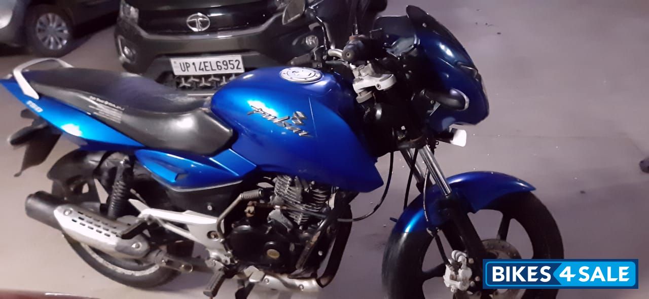 Blue Bajaj Pulsar 150 DTSi
