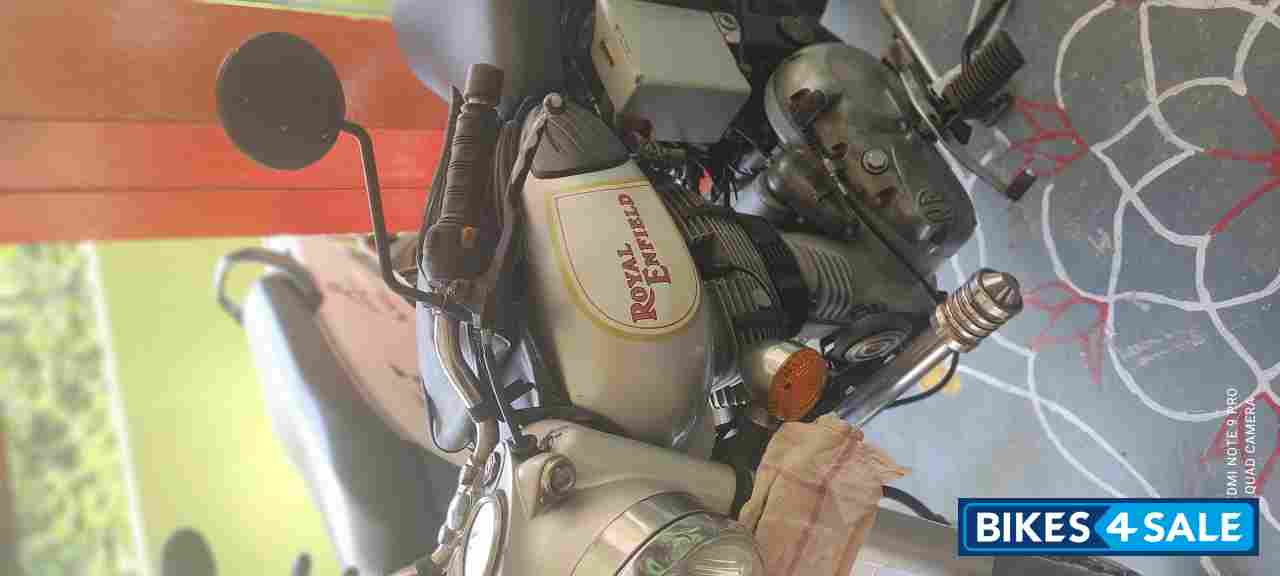 Silver Royal Enfield Classic 350
