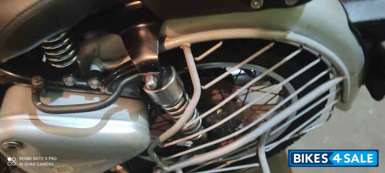 Silver Royal Enfield Classic 350