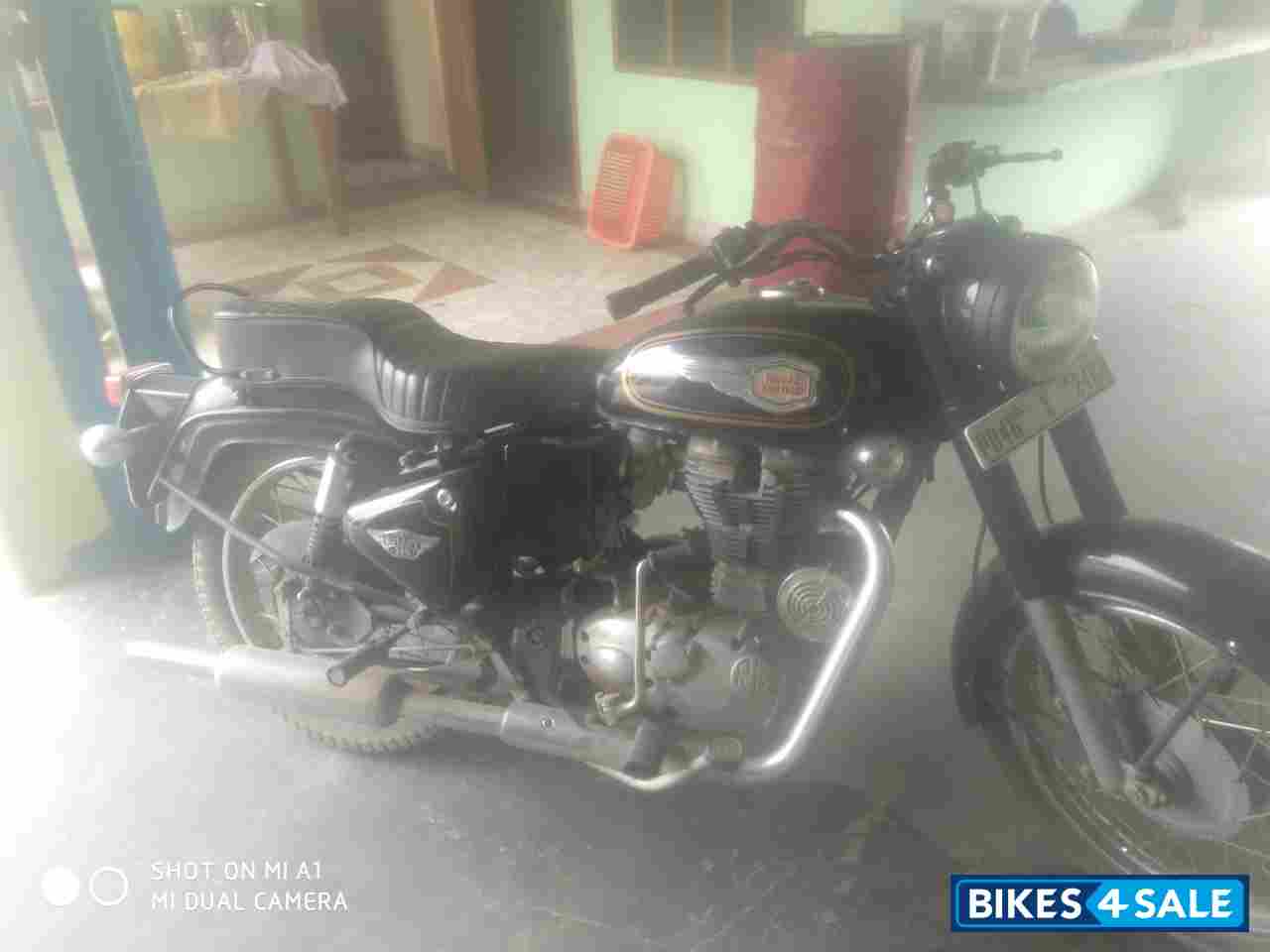 Black Royal Enfield Bullet Standard 350 Black Royal Enfield Bullet Standard 350