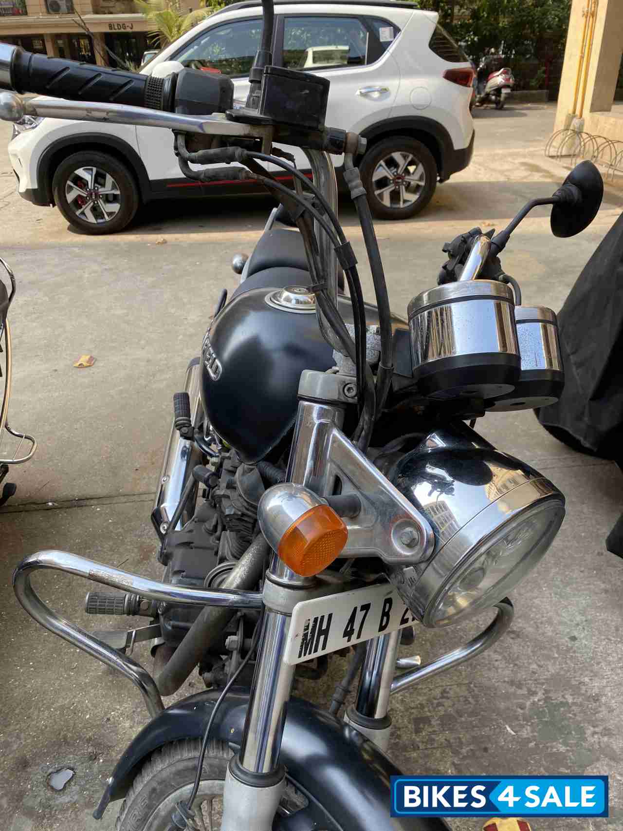 Stone Black Royal Enfield Thunderbird 500