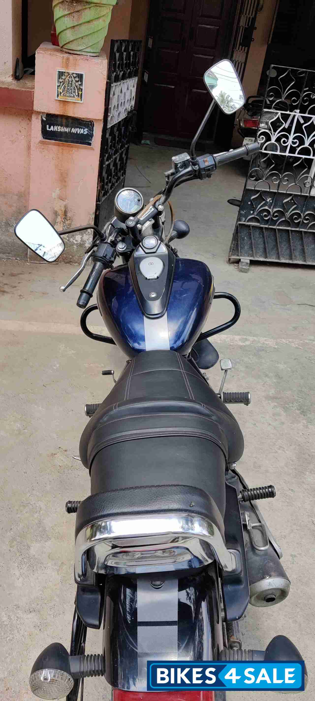 Bajaj Avenger Street 150