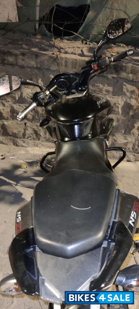 Bajaj Pulsar 200 NS ABS