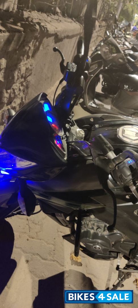 Bajaj Pulsar 200 NS ABS