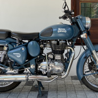 Royal Enfield Classic 500