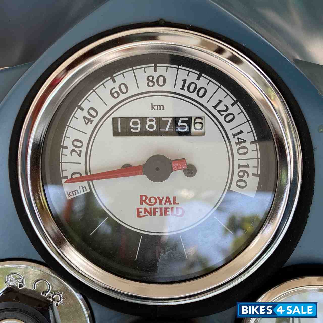 Royal Enfield Classic 500