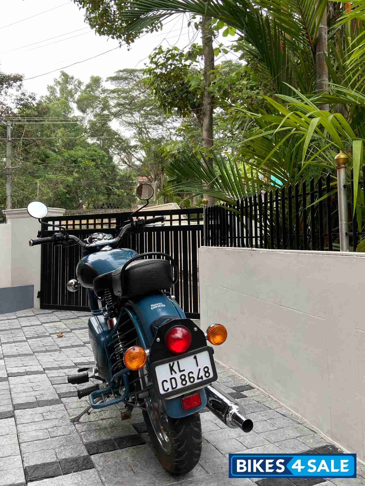 Royal Enfield Classic 500