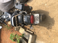 Black Bajaj Avenger Street 220