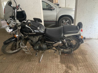 Matte Black Royal Enfield Thunderbird 350