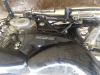 Bajaj Avenger 220 DTS-i