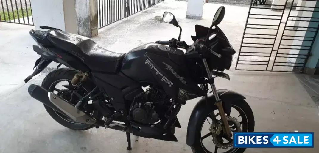 TVS Apache RTR 180 Race Edition