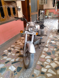 Silver Royal Enfield Classic 350