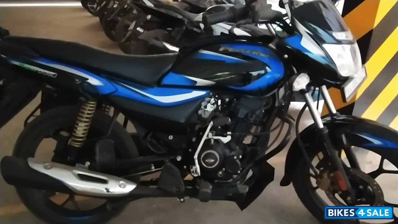 Black Blue Bajaj Platina 110 H-Gear