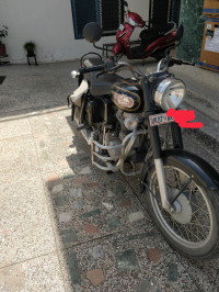Black Royal Enfield Bullet Standard 350