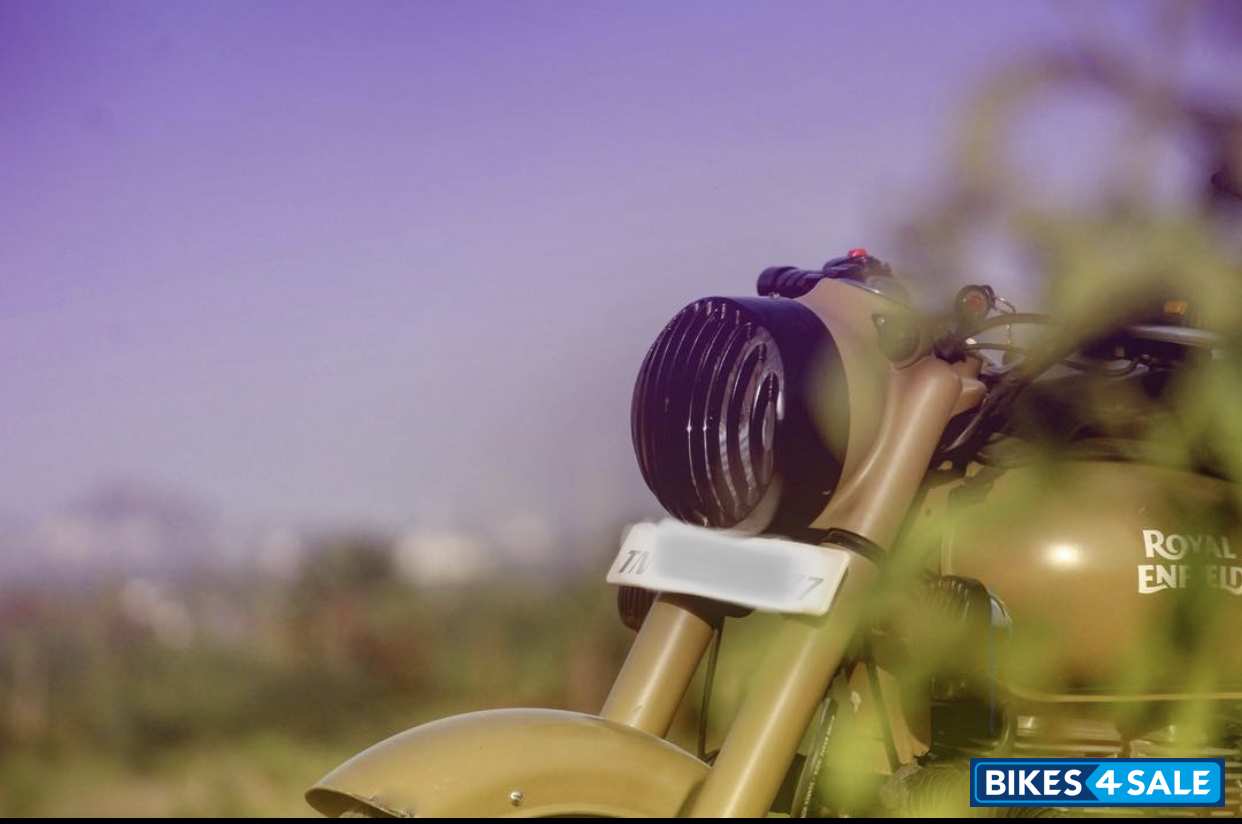 Royal Enfield Classic Desert Storm Royal Enfield Classic Desert Storm