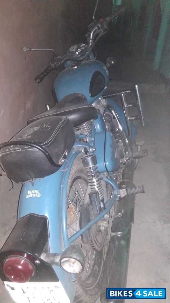 Royal Enfield Classic Squadron Blue