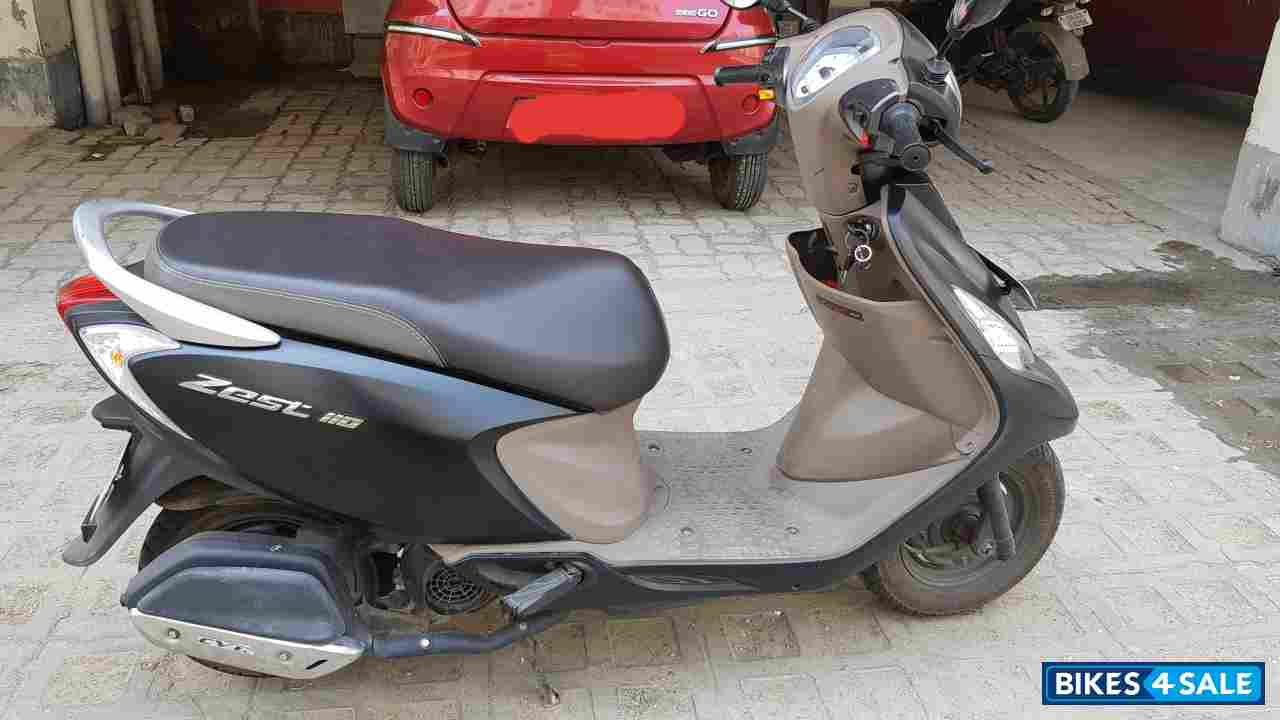 TVS Scooty Zest 110 BS6 TVS Scooty Zest 110 BS6