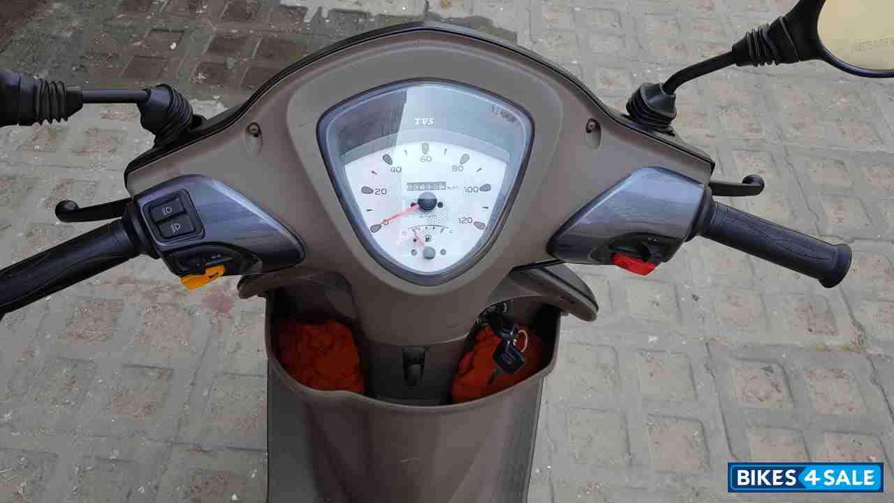 TVS Scooty Zest 110 BS6 TVS Scooty Zest 110 BS6