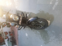 Bajaj Avenger Street 220