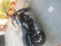 Bajaj Avenger Street 220