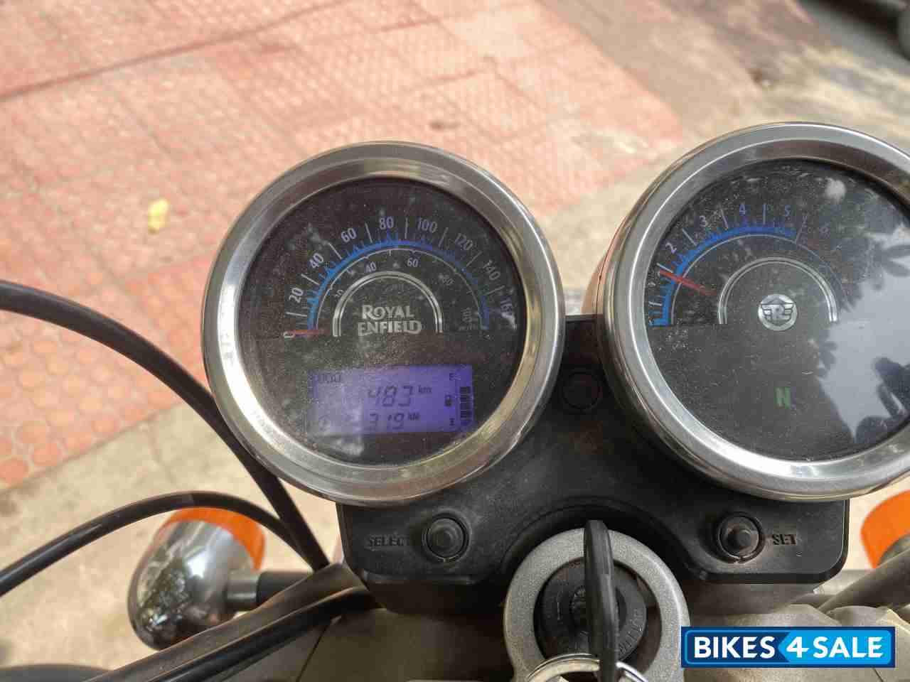 Lightning Royal Enfield Thunderbird 500 Lightning Royal Enfield Thunderbird 500