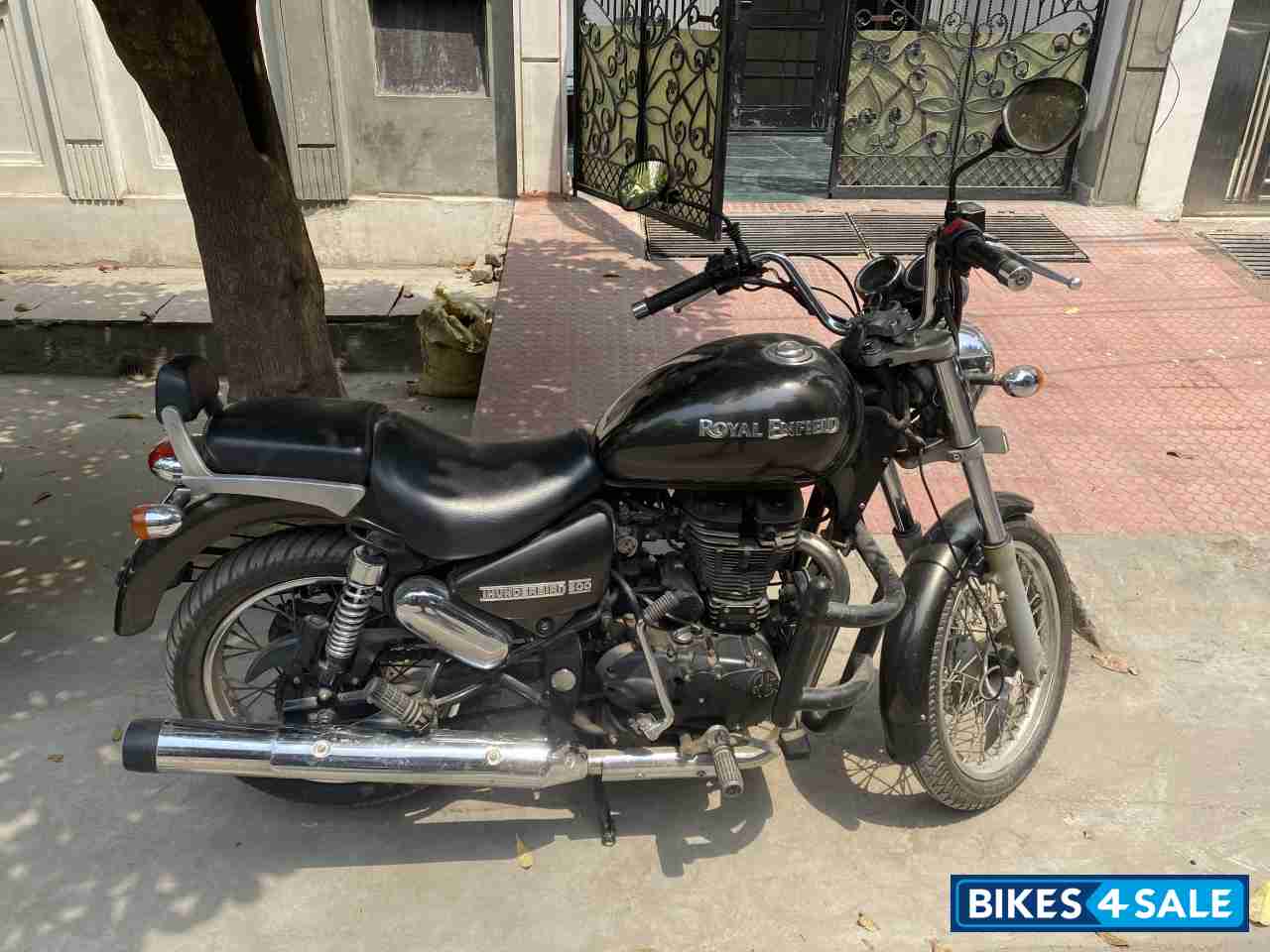 Lightning Royal Enfield Thunderbird 500 Lightning Royal Enfield Thunderbird 500