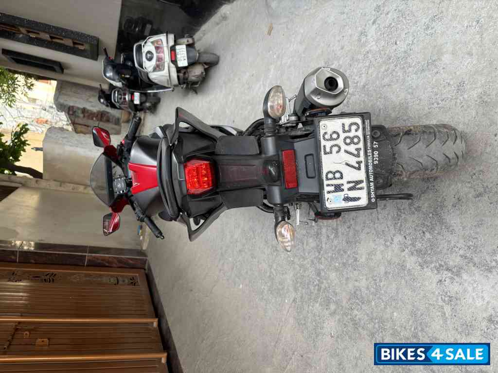 Thunder Grey Yamaha YZF R15 V3