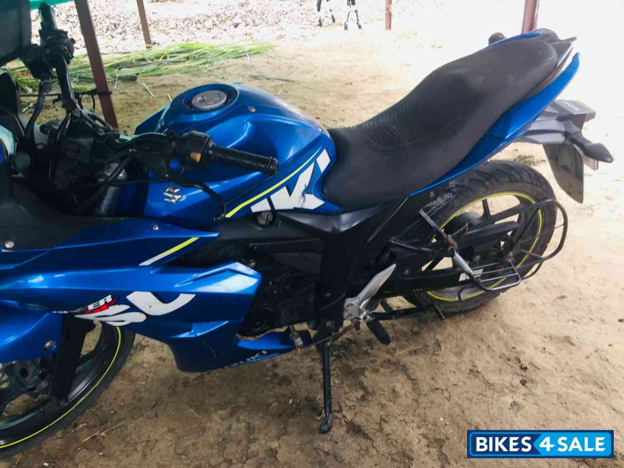 Suzuki Gixxer SF