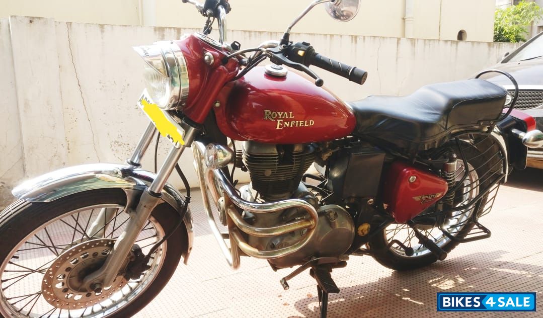 Red Royal Enfield Bullet Electra